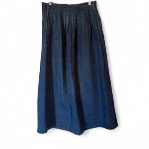 Vtg Calvin Klein denim midi skirt